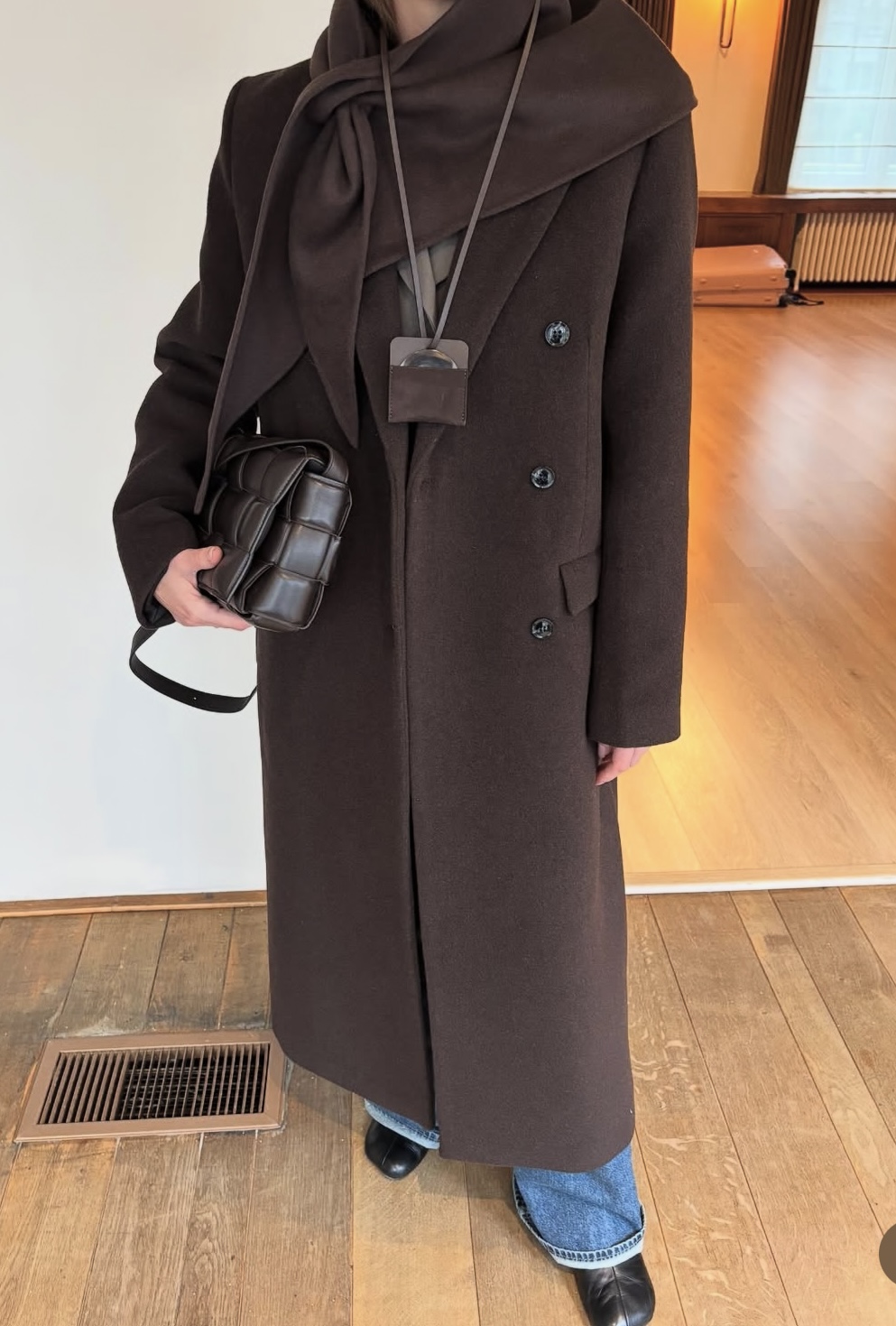 Anastasia — Wardrobe Styling, look 3